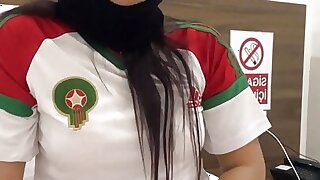 I masturbate to extreme orgasm - Jasmine SweetArabic
