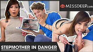 OMG: This Innocent Italian Teen Bangs Stepmom - MISSDEEP.com